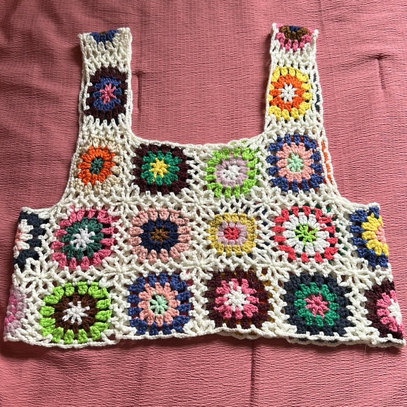 Crochet Crop Tank / Swimsuit Cover Up - Picture 2 of 2